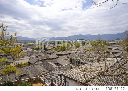 Panoramic view of traditional house of the old town Lijiang, China. Dayan, commonly called the Old Town of Lijiang. Look from Lion Hill. Panoramic view of traditional house of the old town Lijiang, China. Dayan, commonly called the Old Town of Lijiang. Look from Lion Hill. 138173412