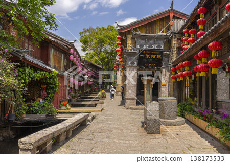 Lijiang, China - April 12, 2024 : : Tourist walking on the street of Lijiang old town street in Lijiang, China on April 12, 2024. 138173533