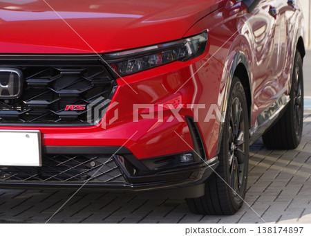 Car image: Front mask of the 6th generation Honda CR-V model Car image: Front mask of the 6th generation Honda CR-V model 138174897