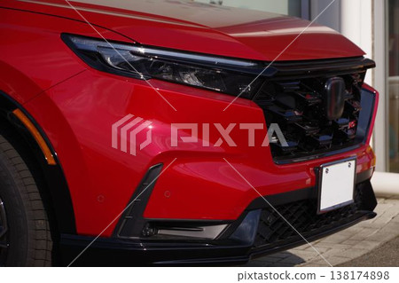 Car image: Front mask of the 6th generation Honda CR-V model Car image: Front mask of the 6th generation Honda CR-V model 138174898