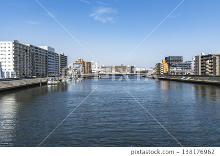 Scenery of the Tsurumi River flowing through Kanagawa Prefecture Scenery of the Tsurumi River flowing through Kanagawa Prefecture 138176962