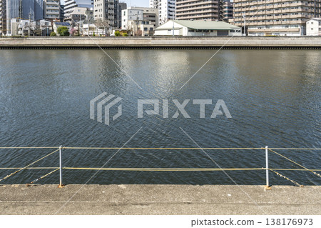流經神奈川縣的鶴見川風光 流經神奈川縣的鶴見川風光 138176973