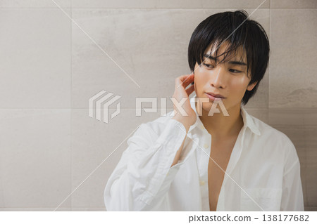 Men's skin care image 138177682