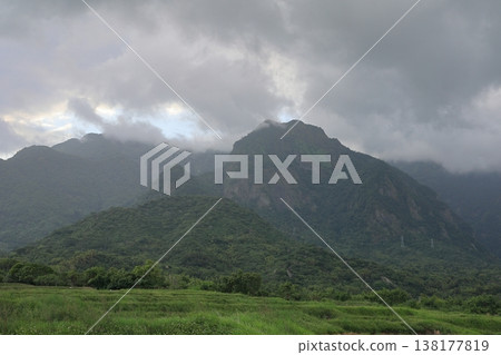 金剛山 金剛大道 金剛馬拉松 太平洋 長濱 台東 台灣 金剛山 金剛大道 金剛馬拉松 太平洋 長濱 台東 台灣 138177819