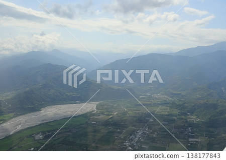 花東縱谷 空拍 卑南溪 中央山脈 海岸山脈 台灣 台東 花東縱谷 空拍 卑南溪 中央山脈 海岸山脈 台灣 台東 138177843