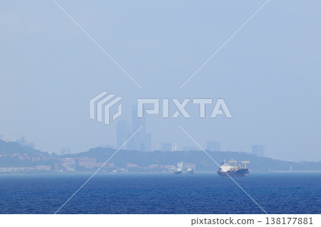 Kaohsiung Harbor, 85 Sky Tower, Taiwan 138177881