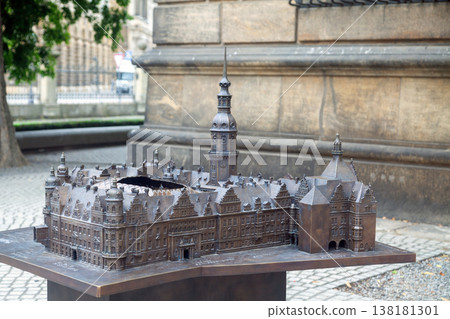 Bronze Scale Model of Dresden Castle Bronze Scale Model of Dresden Castle 138181301