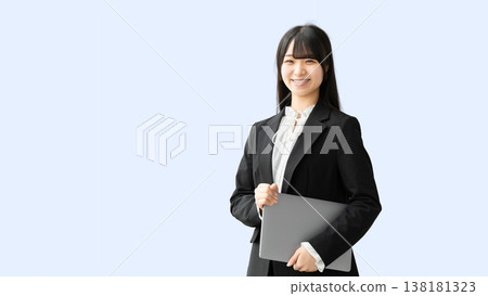 Woman with a laptop / business woman Woman with a laptop / business woman 138181323