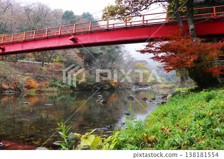 Akabashi Bridge in Ukai Valley, Kibichuo Town, Kaga District, Okayama Prefecture 138181554