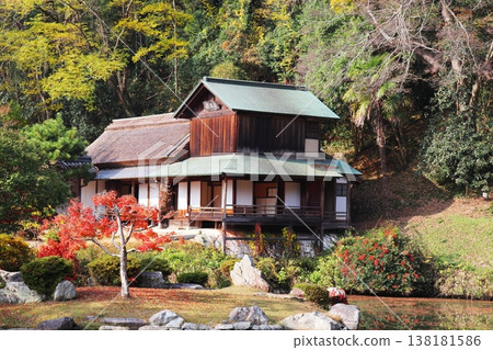 岡山縣岡山市北區足守近水園的秋葉 138181586