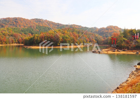 岡山縣岡山市北區下守町龍泉寺龍王池 岡山縣岡山市北區下守町龍泉寺龍王池 138181597