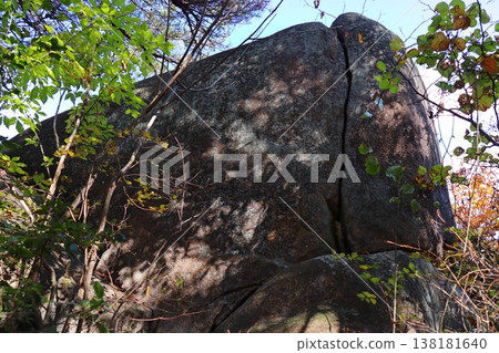 岡山縣總社市紀之城附近的屏風岩 138181640