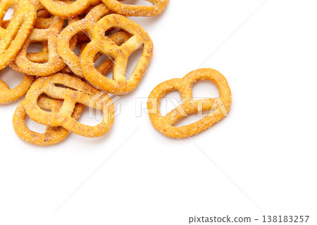 Pepper-flavored pretzels [White background, cutout] 138183257