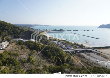 Wakayama Prefecture: Morning coastline of Kushimoto [Kii-Kumano National Park] 138185863