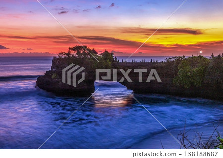 Sunset Waves around Tanah Lot Temple 138188687