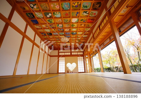 Kyoto Shōjuin Temple - Guest Hall with Heart-Shaped Window and Ceiling Painting Kyoto Shōjuin Temple - Guest Hall with Heart-Shaped Window and Ceiling Painting 138188896