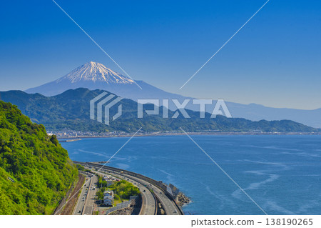 [Shizuoka Prefecture] Mount Fuji as seen from Sattata Pass 138190265