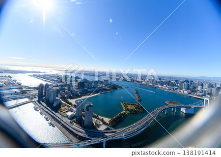A view of the Tokyo Bay area captured with a fisheye lens. 138191414
