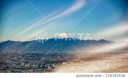 從東京上空看到的富士山 從東京上空看到的富士山 138191436