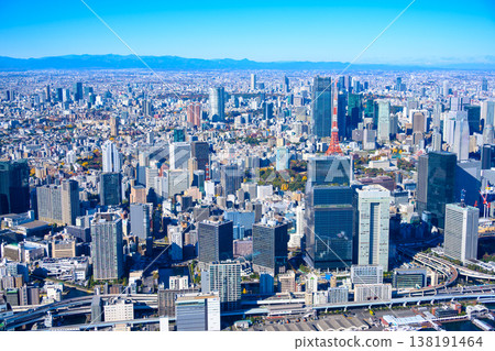 從直升機上拍攝的東京塔航拍照片。 從直升機上拍攝的東京塔航拍照片。 138191464