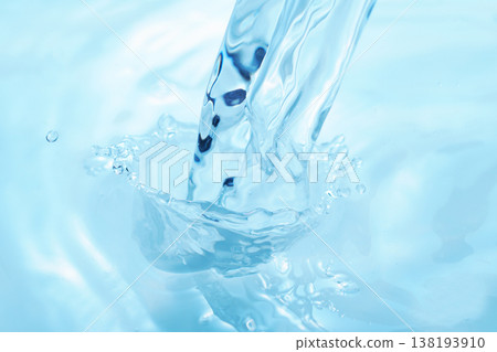 水、水面、飛濺、漣漪、水柱、紋理、背景材料 138193910