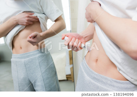 Self-injection Subcutaneous injection Self-injection Subcutaneous injection 138194096