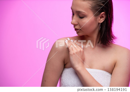 woman, female, portrait 138194191