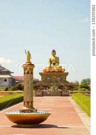 尼泊爾藍毘尼保護區的佛像，4 138205862