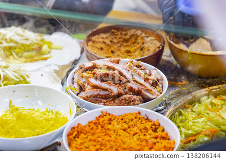 當地風味：脆皮肉、伊呂澤鮮豬肉、台灣紅豬排肉 138206144