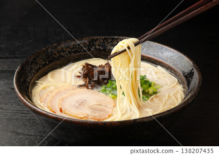 Tonkotsu Ramen Tonkotsu Ramen 138207435