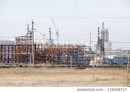 Distillation columns, pipes and other equipment furnaces refinery. Distillation columns, pipes and other equipment furnaces refinery. 138208715