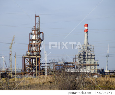 The column of deep processing of fuel oil. A furnace for heating fuel oil. Processing of fuel oil. Oil refining. The column of deep processing of fuel oil. A furnace for heating fuel oil. Processing of fuel oil. Oil refining. 138208765