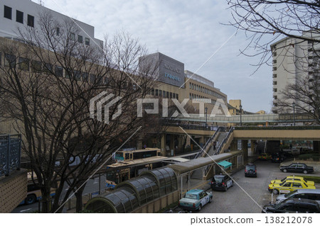The station building and station complex of Ashiya Station on the JR Tokaido Line (Kobe Line) (Funato-cho, Ashiya City, Hyogo Prefecture) 138212078