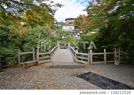 猿橋大橋-日本三大最奇特橋樑之一 猿橋大橋-日本三大最奇特橋樑之一 138212526