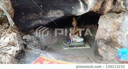 Pak Ou 石窟 [寮國瑯勃拉邦] 138213232