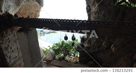 Pak Ou 石窟景觀 [寮國瑯勃拉邦] 138213291