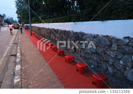 A scene of alms-giving (Sai Bat) in the early morning [Luang Prabang, Laos] 138213308