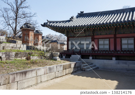 Apricot blossoms blooming at Jagyeongjeon Hall in Gyeongbokgung Palace, Seoul, South Korea Apricot blossoms blooming at Jagyeongjeon Hall in Gyeongbokgung Palace, Seoul, South Korea 138214176