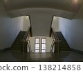 老建築內的樓梯 138214858