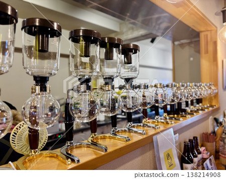 Morita Coffee，位於草津溫泉的時尚咖啡店，供應虹吸式咖啡。 138214908