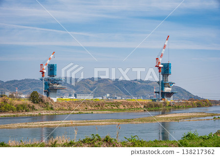 Bridge piers under construction for the Shin-Meishin Expressway, standing over the Yodo River, Takatsuki City, Osaka Prefecture. Bridge piers under construction for the Shin-Meishin Expressway, standing over the Yodo River, Takatsuki City, Osaka Prefecture. 138217362