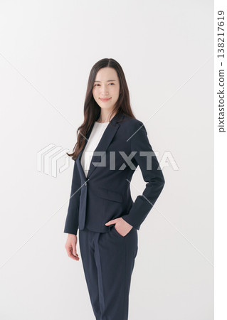 Smiling business woman Smiling business woman 138217619