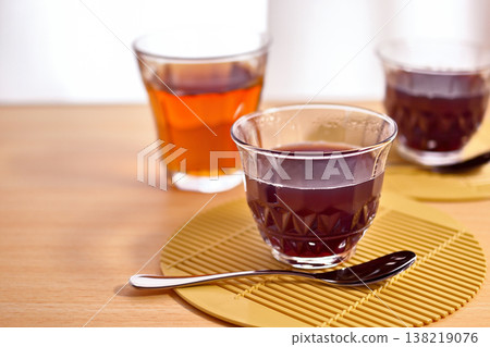 看起來很美味的冰葡萄果凍 看起來很美味的冰葡萄果凍 138219076