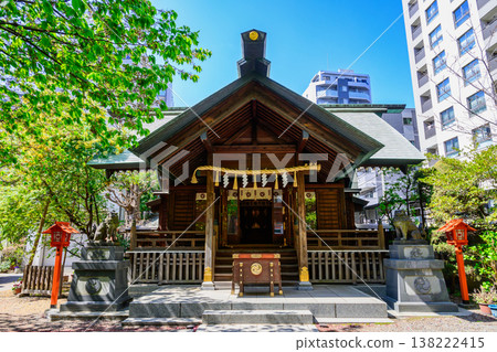 東京台東區藏前神社：江戶時代舉行相撲比賽的地方。 138222415