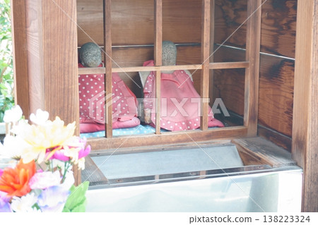 龜隱萬聖寺:重地藏與輕地藏 龜隱萬聖寺:重地藏與輕地藏 138223324