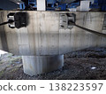 Bridge collapse prevention device attached to bridge piers 138223597