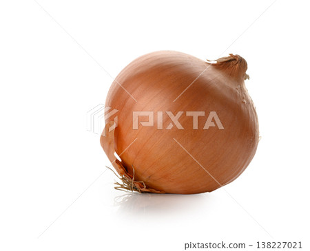 Fresh whole Onion on white background Fresh whole Onion on white background 138227021
