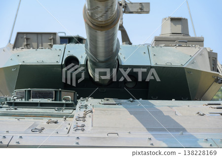 日本陸上自衛隊16式機動戰車砲塔正面圖 日本陸上自衛隊16式機動戰車砲塔正面圖 138228169