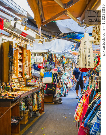Duke's Marketplace, a souvenir street in Waikiki, Hawaii Duke's Marketplace, a souvenir street in Waikiki, Hawaii 138228889