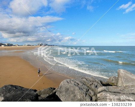 A sandy beach on the North Sea (Ostend, Belgium) 138233239